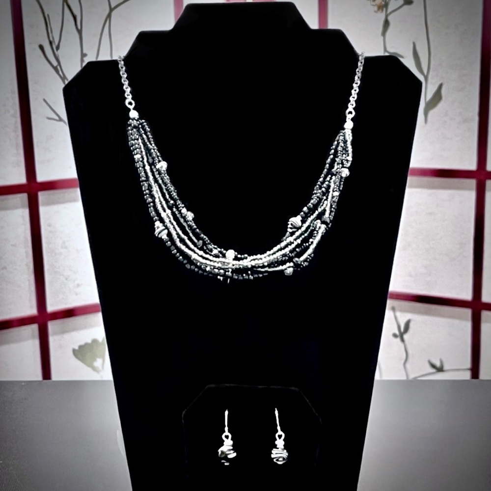 Multi-Stranded Black & White Set - image 1